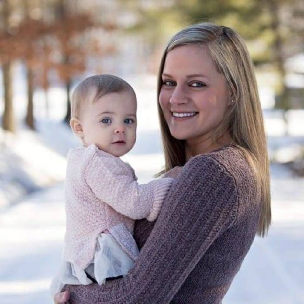 Meet your Posher, Monique